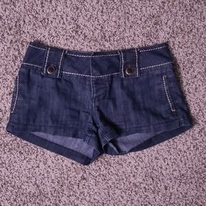 Jean Low-Rise Mini-Shorts